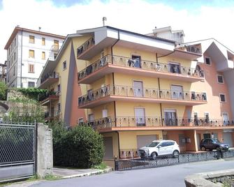 Il Tulipano - Rogliano - Building