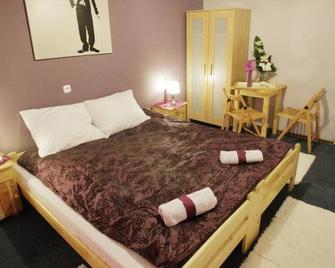 Dragon Aparthostel Senatorska - Krakow - Kamar Tidur