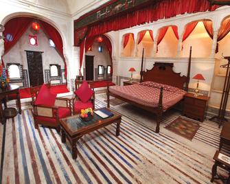 Hotel Mandawa Haveli - Mandāwa - Bedroom