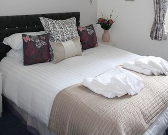 Southville Guest House - Weymouth - Bedroom