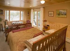 Kiwassa Lake Bed & Breakfast - Saranac Lake - Slaapkamer