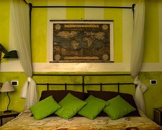 Serapo Bed & Breakfast - Gaeta - Habitación
