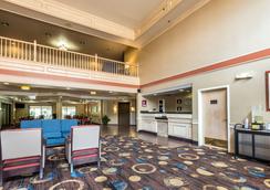 Comfort Suites Marion 90 1 1 8 Marion Hotel Deals Reviews