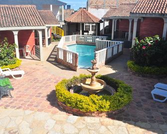 Hotel Aguablanca - La Mesa - Pool