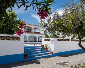 Vila Planicie - Reguengos de Monsaraz - Edifício