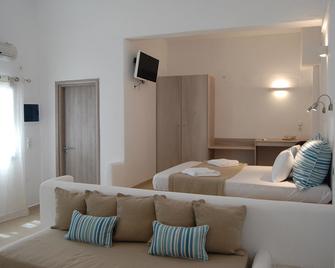 Kalisperis Hotel - Vothonas - Habitación