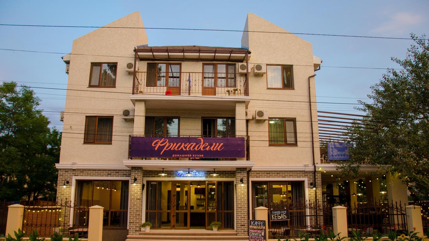 Guest House Primorskaya 25