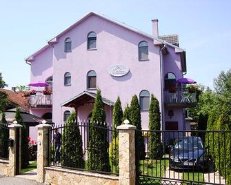 Vila Madams - Palić - Edificio