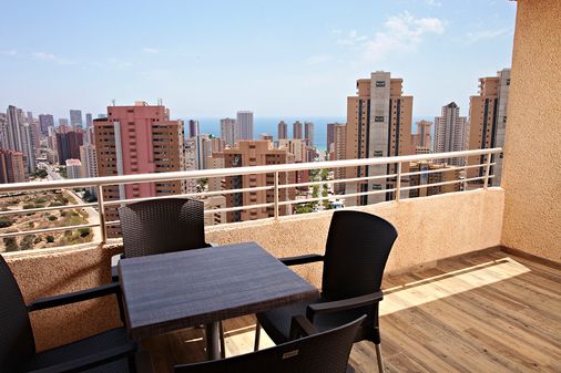 Sandos Benidorm Suites - Benidorm - Balcony