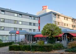 Hotel Ibis Tilburg - Tilburg - Gebouw