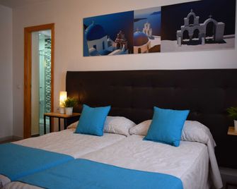 Hostales Juan de Austria I & II - Aguadulce - Slaapkamer