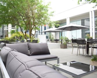 College Garden Hotel - Bad Voslau - Patio