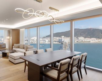 Wyndham Grand Busan Ijin - Busan - Living room