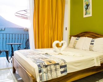 Arenal Hostel Resort - La Fortuna - Makuuhuone