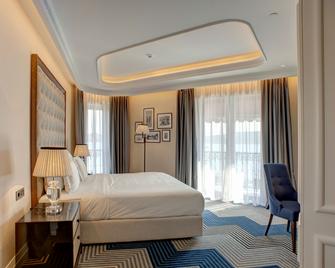 Boutique Hotel La Roche - Tivat - Bedroom