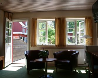 Hotel Ærøhus - Ærøskøbing - Wohnzimmer