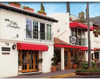 Bellanca Hotel - Avalon - Bygning