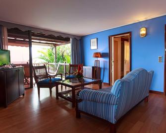 Hotel Bakoua Martinique - לה טרואה אילט - מסעדה