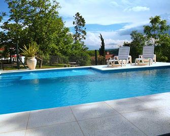 Belvedere Hotel para Adultos - Santa Rosa de Calamuchita - Pool