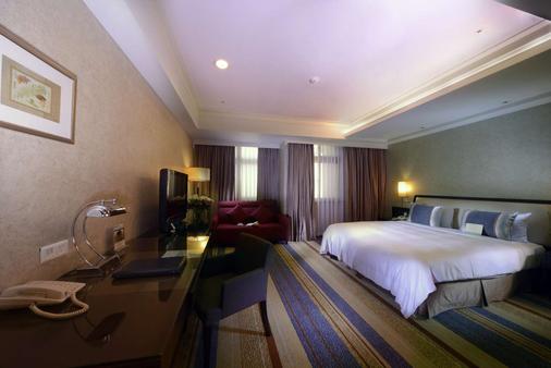 City Lake Hotel - Taipei - Bedroom