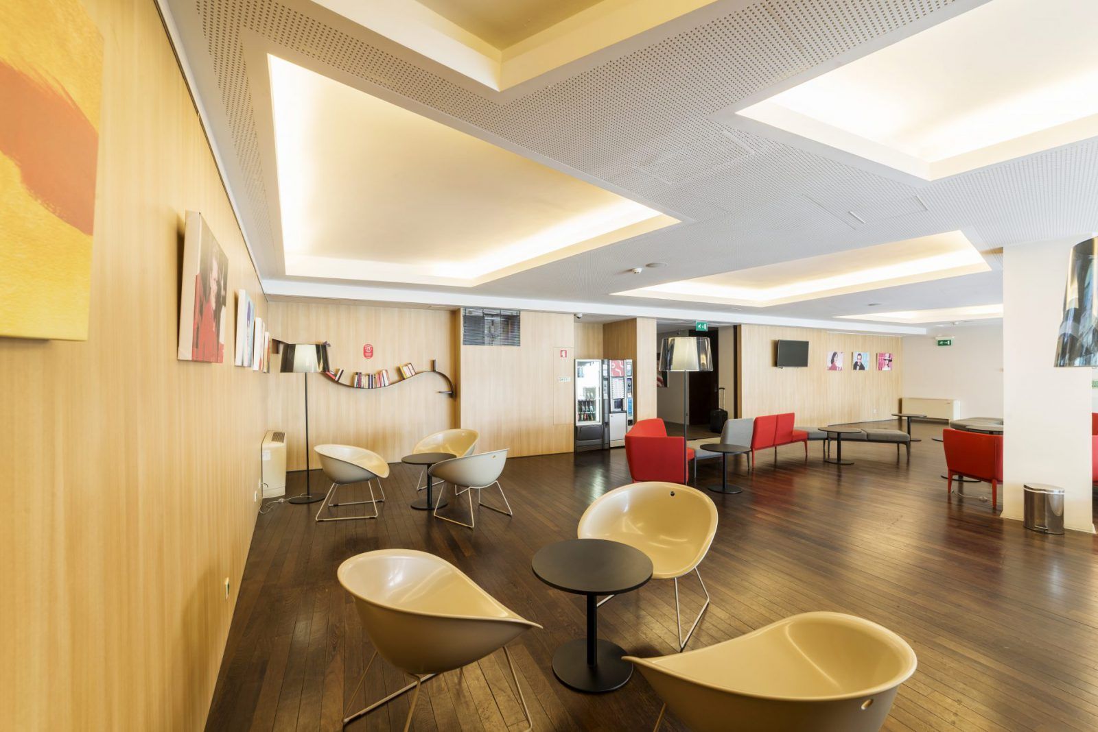 Moov Hotel Porto Centro - Porto - Lounge