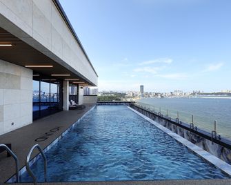 Pohang Hound Hotel Songdo Beach - Pohang - Pool
