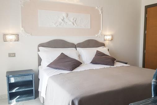 Royal Boutique Hotel - Riccione - Bedroom