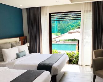 Fairways And Bluewater Boracay - Boracay - Sovrum