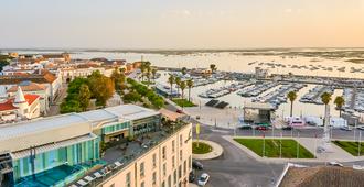 Hotel Faro & Beach Club - Faro - Building