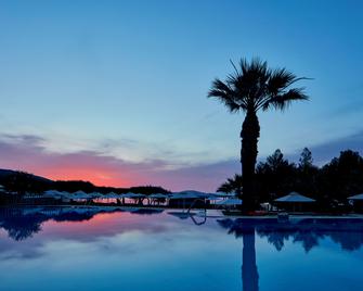 坎蒂亞田園風光公園酒店 - 阿吉歐斯尼古拉斯 - 安吉斯尼古拉斯（克里特島） - 游泳池