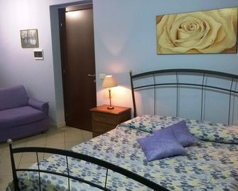 b&b Girosa - Caltagirone - Bedroom
