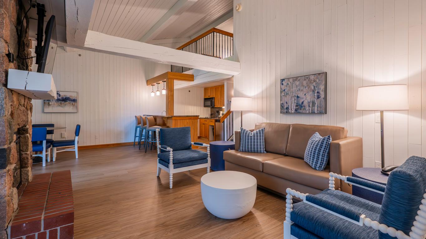 Lake Lawn Resort