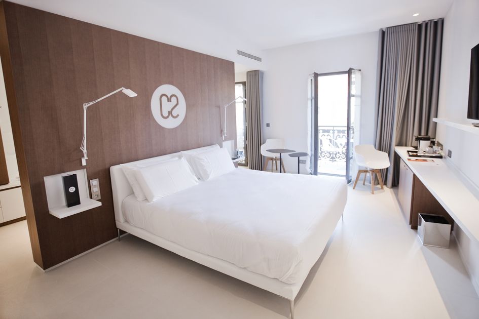C2 Hôtel - Marseille - Bedroom