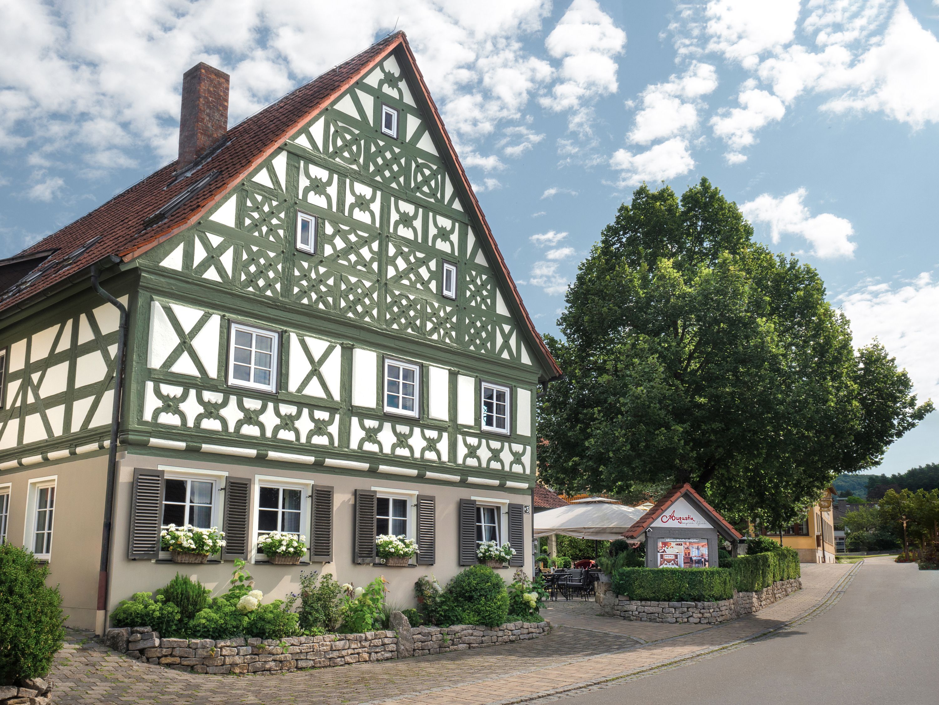 Landhotel Augustin - Bad Staffelstein - Edifício