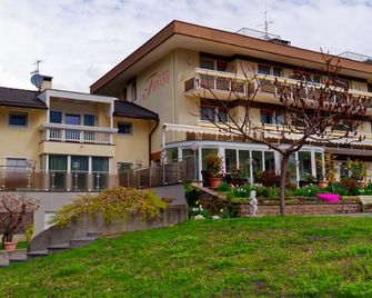 Hotel Tiffany - ميرانو - مبنى