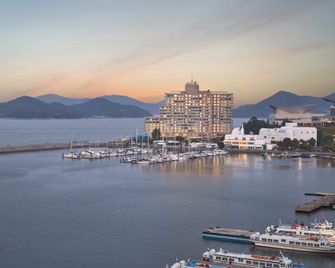 Kumho Tongyeong Marina Resort - Tongyeong - Vista del exterior