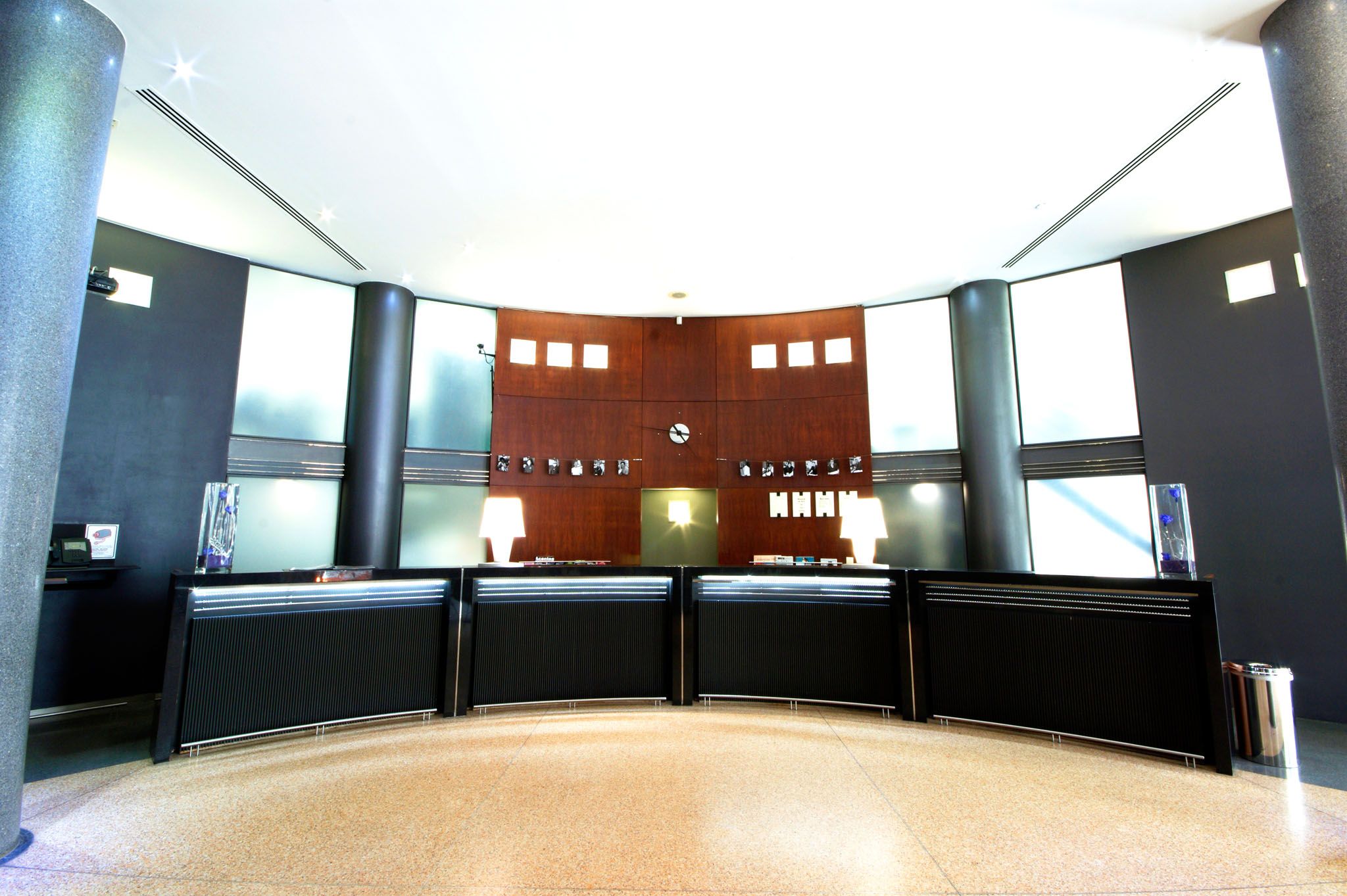 布魯塞爾伯萊蒙特西爾肯酒店 - 布魯塞爾 - 布魯塞爾 - 櫃檯