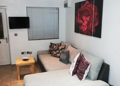 Epicsa - Family & Corporate Stay Mews Apartments With Free Parking - Cambridge - Sala de estar