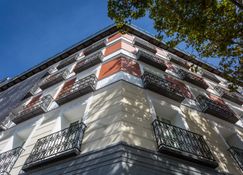 Only You Hotel Atocha - Madrid - Building