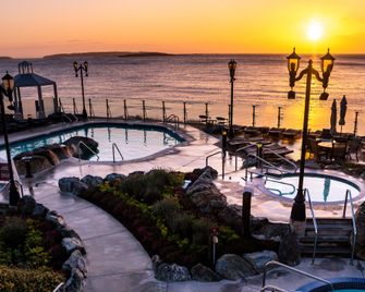 Oak Bay Beach Hotel - Victoria - Piscina