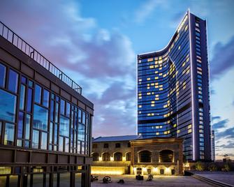 Hilton Istanbul Bomonti Hotel & Conference Center - Istanbul - Byggnad
