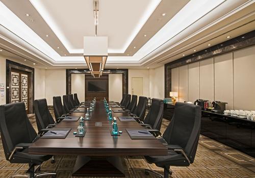 Hilton Istanbul Bomonti Hotel Conference Center 16 1 2 4 Istanbul Hotel Deals Reviews Kayak