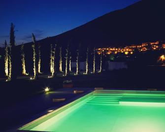 Villa Palentina Country House - Scurcola Marsicana - Piscina