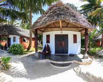 Hotel Club Paradise - Ile Sainte-Marie - Bedroom