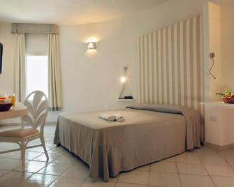 Hotel Mare Pineta - Pula - Bedroom