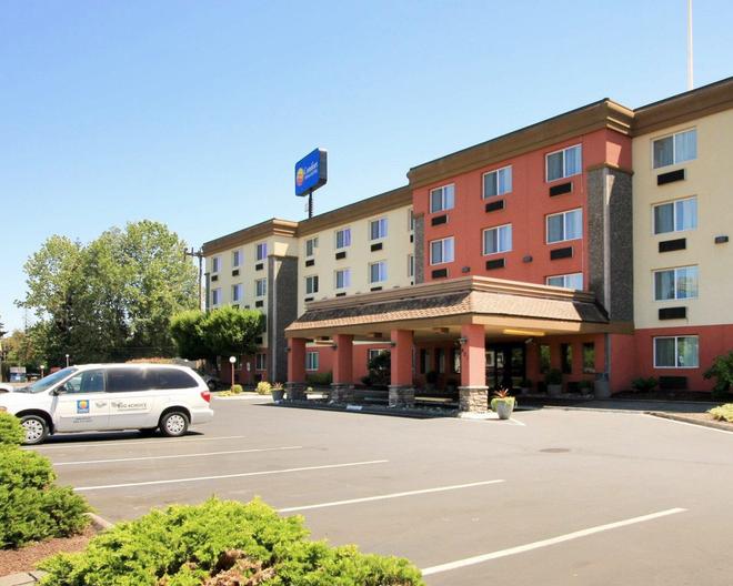Comfort Inn Suites 76 1 3 1 Vancouver Hotel Deals