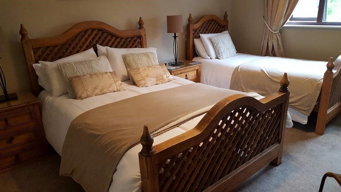 The Baytree Restaurant & Guesthouse - Carlingford - Bedroom