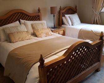 The Baytree Restaurant & Guesthouse - Carlingford - Bedroom