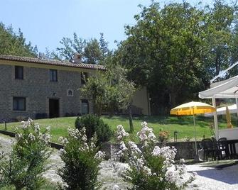 Agriturismo La Ferraia - Cagli - Building