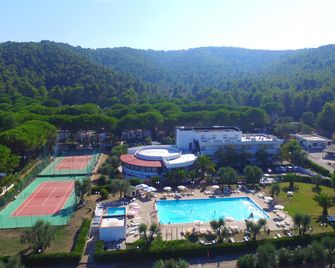 Hotel Mira - פצ'יסי - בניין